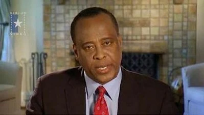 Conrad Murray, bác sỹ riêng của Michael Jackson. Ảnh Reuters. Conrad Murray, bác sỹ riêng của Michael Jackson. Ảnh Reuters.