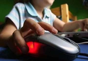 95% trẻ em tìm cách xem sex trên mạng ảnh 1