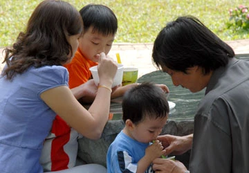 Nếp nhà: Không chỉ đặt trên vai người vợ! ảnh 1