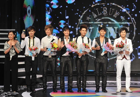 Cẩm Ly giành "cú đúp" tại giải Album vàng ảnh 3