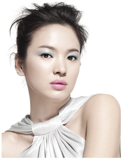 Tìm hiểu thời trang tóc của Song Hye Kyo ảnh 29