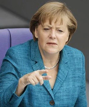 Hiểm họa tân phát xít - Bài 2: Ngoi lên bằng mọi cách ảnh 2