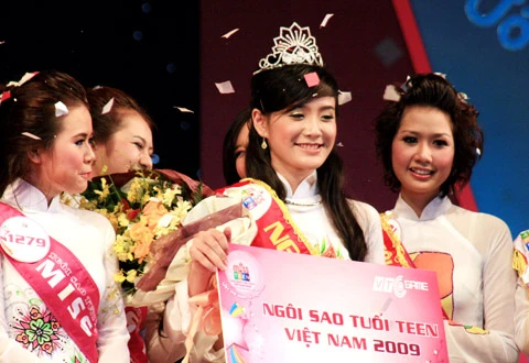 Xuân Mai đăng quang Miss Teen 2009 ảnh 2 Xuân Mai đăng quang Miss Teen 2009 ảnh 2