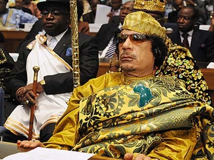 Thời trang "quái" của ông Gaddafi ảnh 2