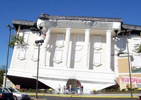 Những công trình kiến trúc kỳ lạ nhất thế giới ảnh 7