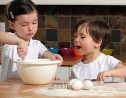 Đau đầu vì con ghen tị ảnh 1