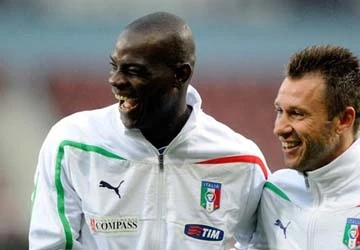 Balotelli cách Man City đúng…2 triệu euro ảnh 1 Balotelli cách Man City đúng…2 triệu euro ảnh 1