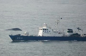 Tàu cứu hộ Hàn Quốc gặp nạn, 9 người mất tích ảnh 1