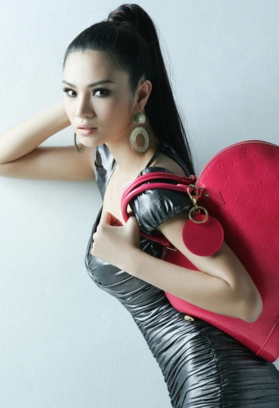 "Chân dài" 9X sang Thái Lan chụp ảnh ảnh 6