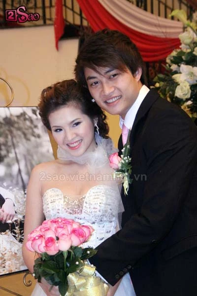 "Lý Công Uẩn" bất ngờ cưới vợ ảnh 15