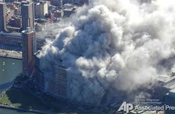 Chùm ảnh được cất giữ 10 năm về vụ khủng bố 11-9-2001 ảnh 11