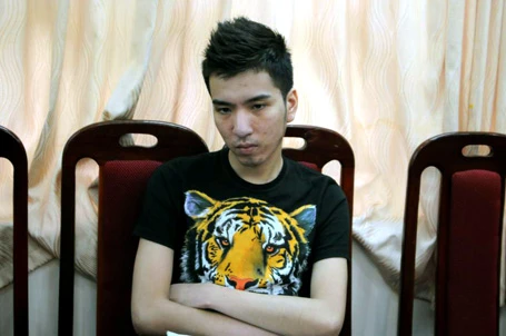 Lộ diện “tú ông” điều hành đường dây người mẫu bán dâm ảnh 1 Lộ diện “tú ông” điều hành đường dây người mẫu bán dâm ảnh 1