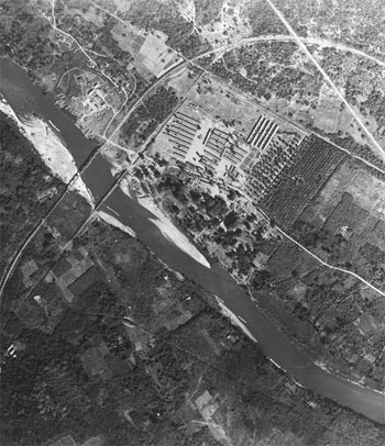 Hình ảnh Thế chiến II nhìn từ trên không ảnh 8 Hình ảnh Thế chiến II nhìn từ trên không ảnh 8
