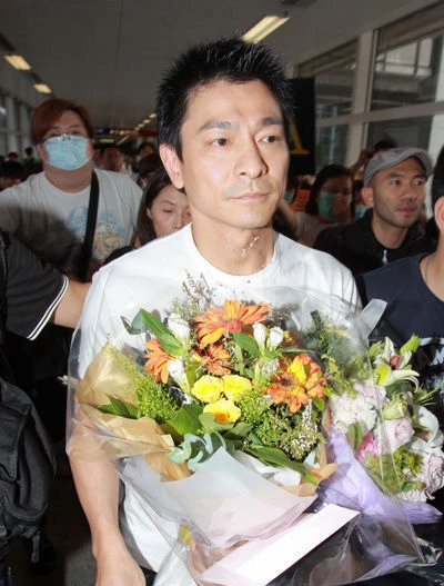 Lưu Đức Hoa rơi nước mắt vì ân hận ảnh 1