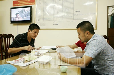 Chùm ảnh: Truy bắt kẻ cắt đầu người yêu ảnh 10