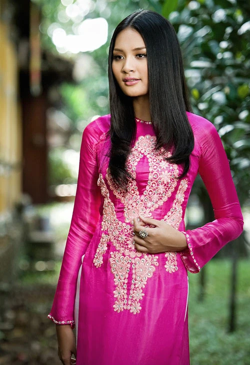 Hương Giang dịu dàng trước ngày cưới ảnh 5