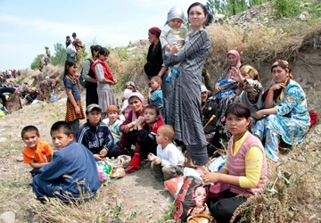 Xung đột sắc tộc ở Kyrgyzstan: Nga không gửi quân ảnh 1