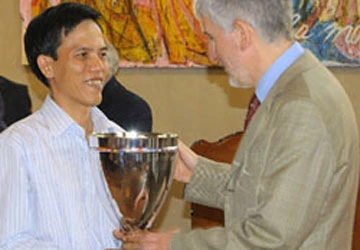 Lãng tử trong miền gái đẹp ảnh 1