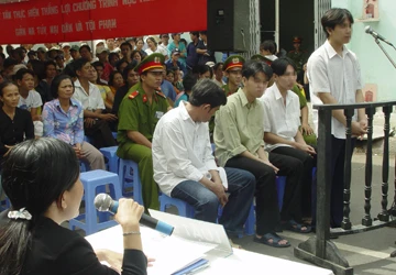 Trẻ phạm tội do thiếu sót của người lớn ảnh 2 Trẻ phạm tội do thiếu sót của người lớn ảnh 2