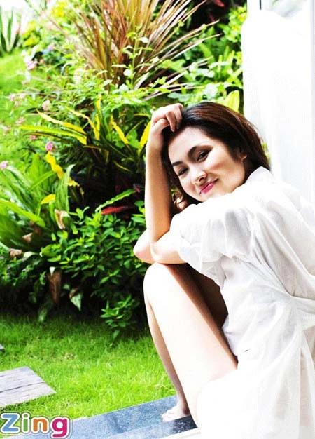 Ngắm Tăng Thanh Hà gợi cảm trong nắng sớm ảnh 5