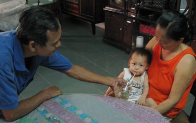 Mẹ ruột bé Như Ý lãnh 5 năm tù, cha dượng lãnh 6 năm tù ảnh 5