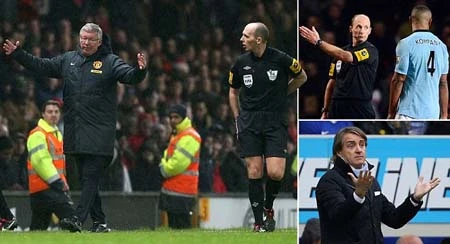 Mike Dean cầm còi trận derby: Cả MU và Man City đều “hoảng hồn” ảnh 1