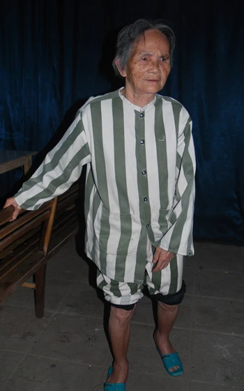 Sám hối của bà lão hạ độc thông gia bằng thuốc chuột ảnh 1