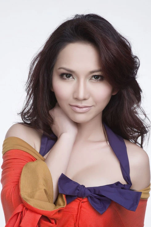 Kim Hiền - gái một con trông mòn con mắt ảnh 2