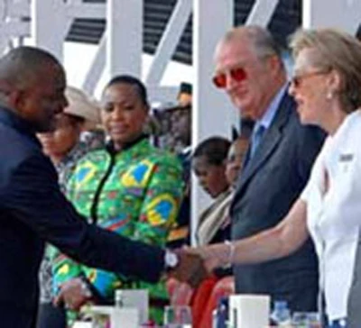 Hoàng gia Bỉ "há miệng mắc quai" ảnh 1