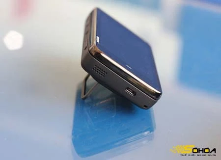 "Đập hộp" Nokia N900 chính hãng ảnh 10