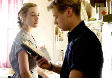 Ra mắt phim và sách Người đọc ảnh 1