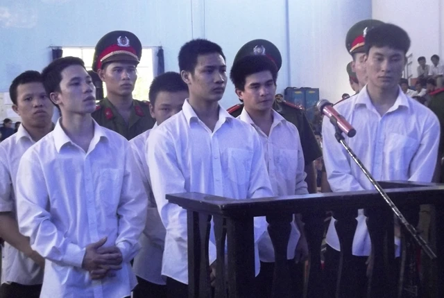 Đâm chết người chỉ để lấy 300 nghìn đồng ảnh 1