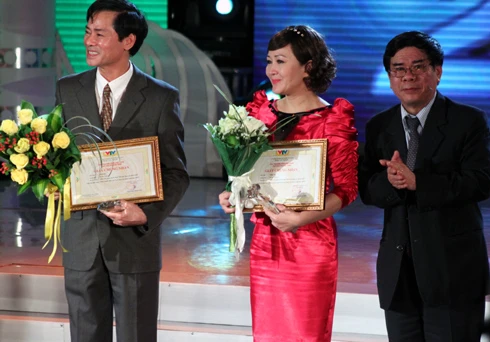 "Bí thư tỉnh ủy" đại thắng giải bình chọn phim truyền hình ảnh 2 "Bí thư tỉnh ủy" đại thắng giải bình chọn phim truyền hình ảnh 2