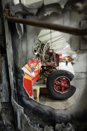 Trưng bày các mảnh vỡ trong vụ sập tòa tháp đôi tại Mỹ ảnh 4