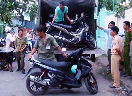 Gần 30 thanh niên bị bắt trước giờ hỗn chiến ảnh 1