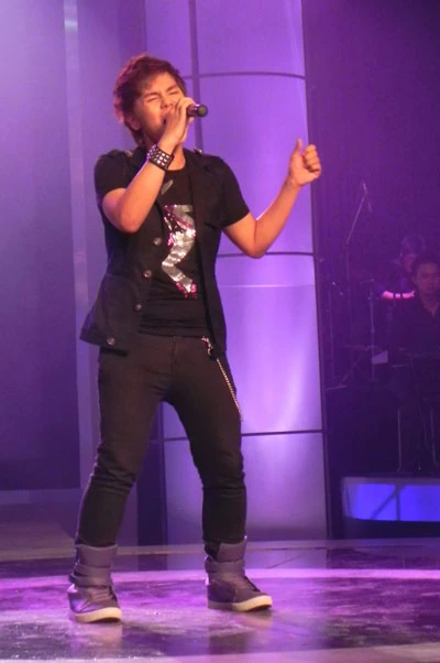 Bán kết Vietnam Idol kết thúc đầy nước mắt ảnh 10 Bán kết Vietnam Idol kết thúc đầy nước mắt ảnh 10