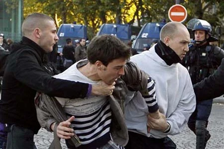 Toàn cảnh "nội chiến" vì chính sách hưu trí tại Pháp ảnh 2