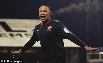 Arsenal sắp giành được quyền sở hữu "Theo Walcott mới" ảnh 1 Arsenal sắp giành được quyền sở hữu "Theo Walcott mới" ảnh 1