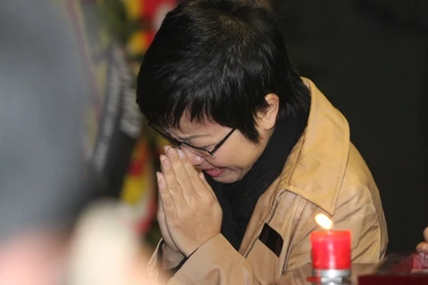 Các nghệ sĩ khóc thương tiễn đưa "trưởng thôn" Văn Hiệp ảnh 6