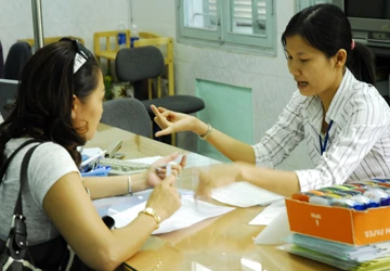 Công chứng ngoài giờ, ngoài trụ sở: Sai luật nhưng tiện cho dân ảnh 1 Công chứng ngoài giờ, ngoài trụ sở: Sai luật nhưng tiện cho dân ảnh 1