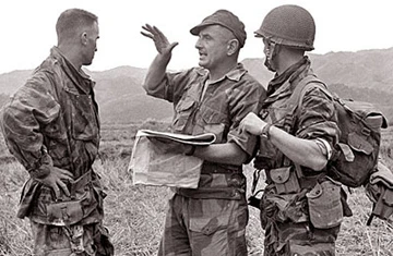 Viên tướng Pháp muốn rắc tàn tro xác mình xuống lòng chảo Điện Biên Phủ ảnh 2