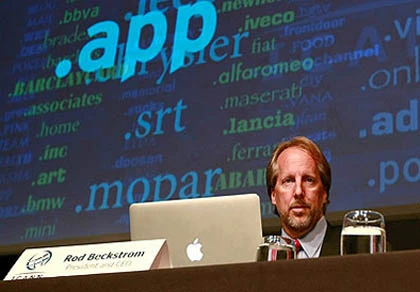 Nhiều công ty tranh nhau các tên miền mới lạ ảnh 1