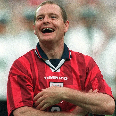 Paul Gascoigne bất ngờ được FA lựa chọn.