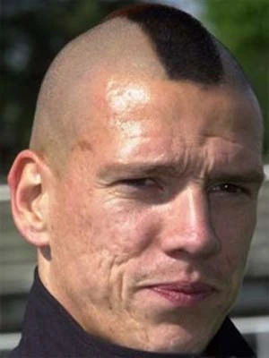 Đội hình tiêu biểu các cầu thủ xấu trai nhất lịch sử World Cup ảnh 3