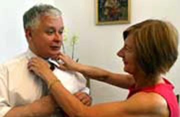 Vợ chồng cố Tổng thống Ba Lan: Cả cái chết cũng không chia lìa được họ! ảnh 1