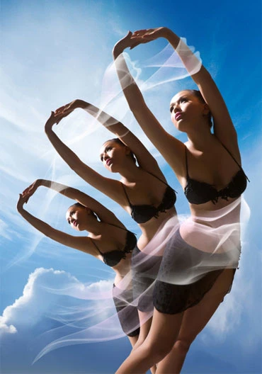 Ảnh bikini Mai Phương Thúy làm "nóng" Nha Trang ảnh 2