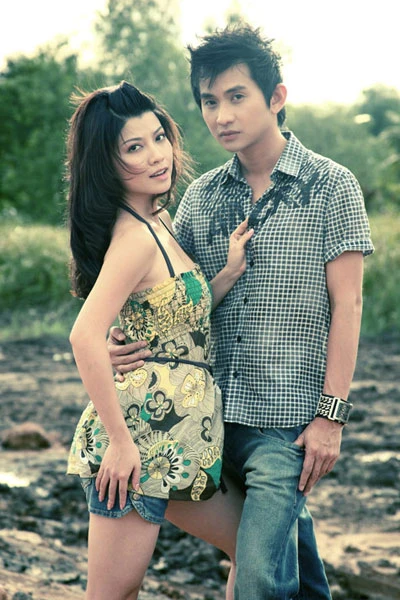 Tăng Bảo Quyên tình tứ bên Thái Triệu Luân ảnh 3