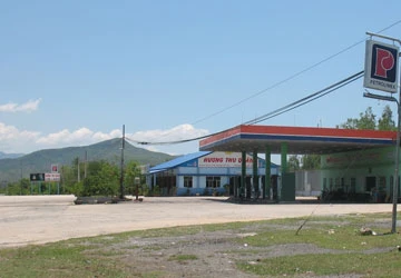 Vụ ép DN trả tiền nhậu: Trung tá luyến nhận sai và xin một cơ hội ảnh 1