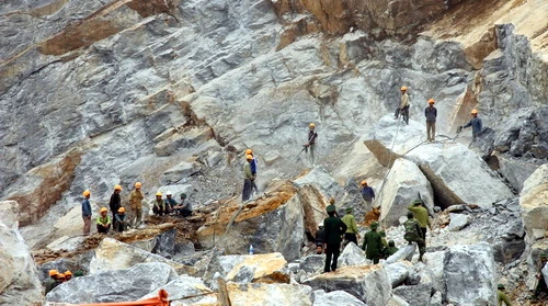 Vụ sập mỏ đá: Đã thấy thi thể cuối cùng ảnh 2