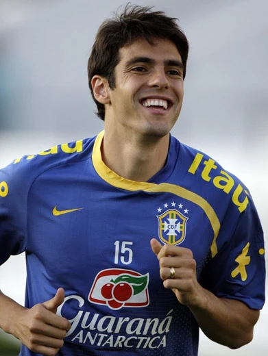 Kaka trở thành mảnh ghép thứ 2 của "Galacticos 2.0", sau HLV Pellegrini. Ảnh: Reuters Kaka trở thành mảnh ghép thứ 2 của "Galacticos 2.0", sau HLV Pellegrini. Ảnh: Reuters